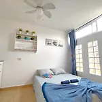 Rentenerife Medano Relax شقة